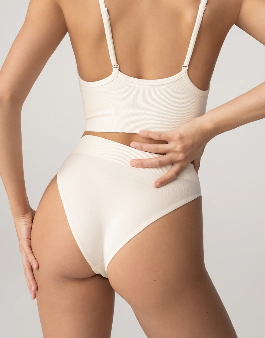 Crop top senza maniche CD572 - Image 4